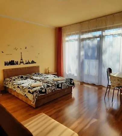 Bastya Apartmanhaz 아파트 Sárvár