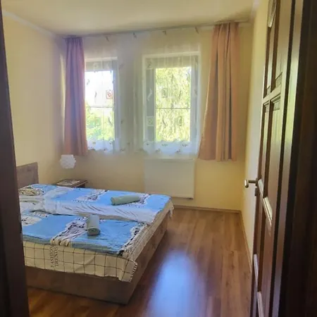 Bastya Apartmanhaz * Sárvár