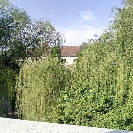 Bastya Apartmanhaz 아파트 *