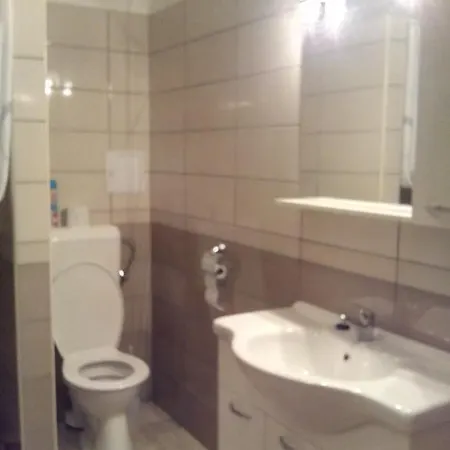 Bastya Apartmanhaz * Sárvár