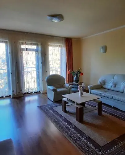 Bastya Apartmanhaz 公寓 Sárvár