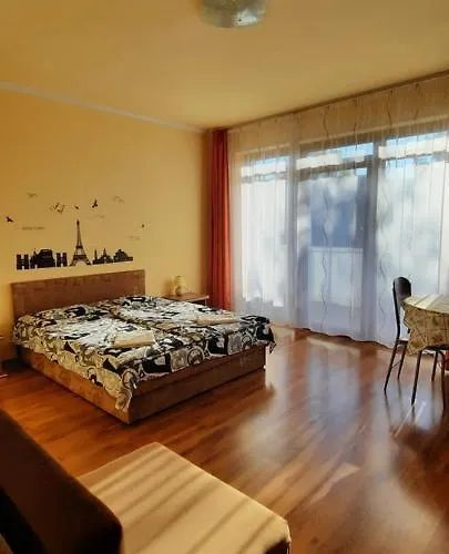 Bastya Apartmanhaz 公寓 Sárvár