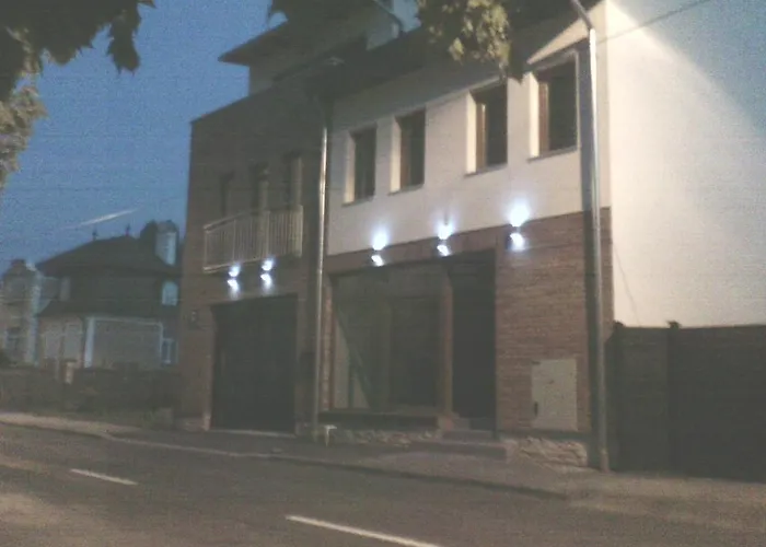 Bastya Apartmanhaz 公寓 *