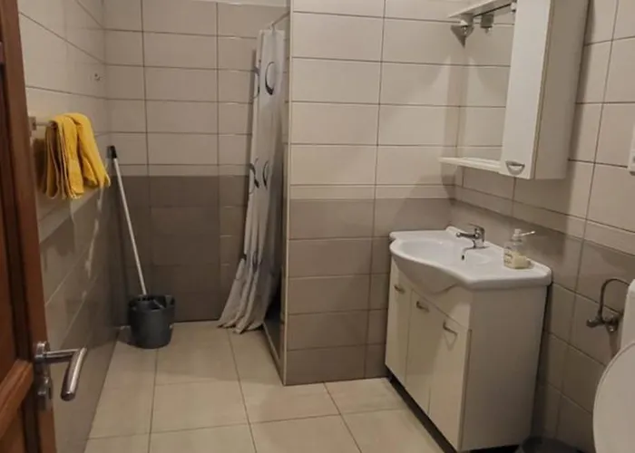 公寓 Bastya Apartmanhaz Sárvár